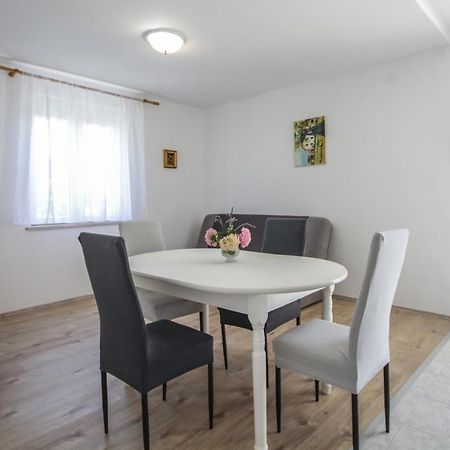 Apartment Tosca With Parking Rovinj Buitenkant foto