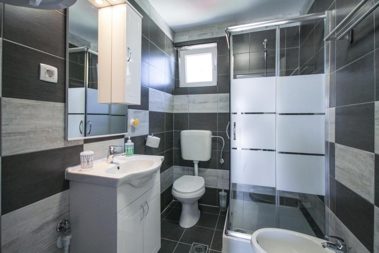 Apartment Tosca With Parking Rovinj Buitenkant foto